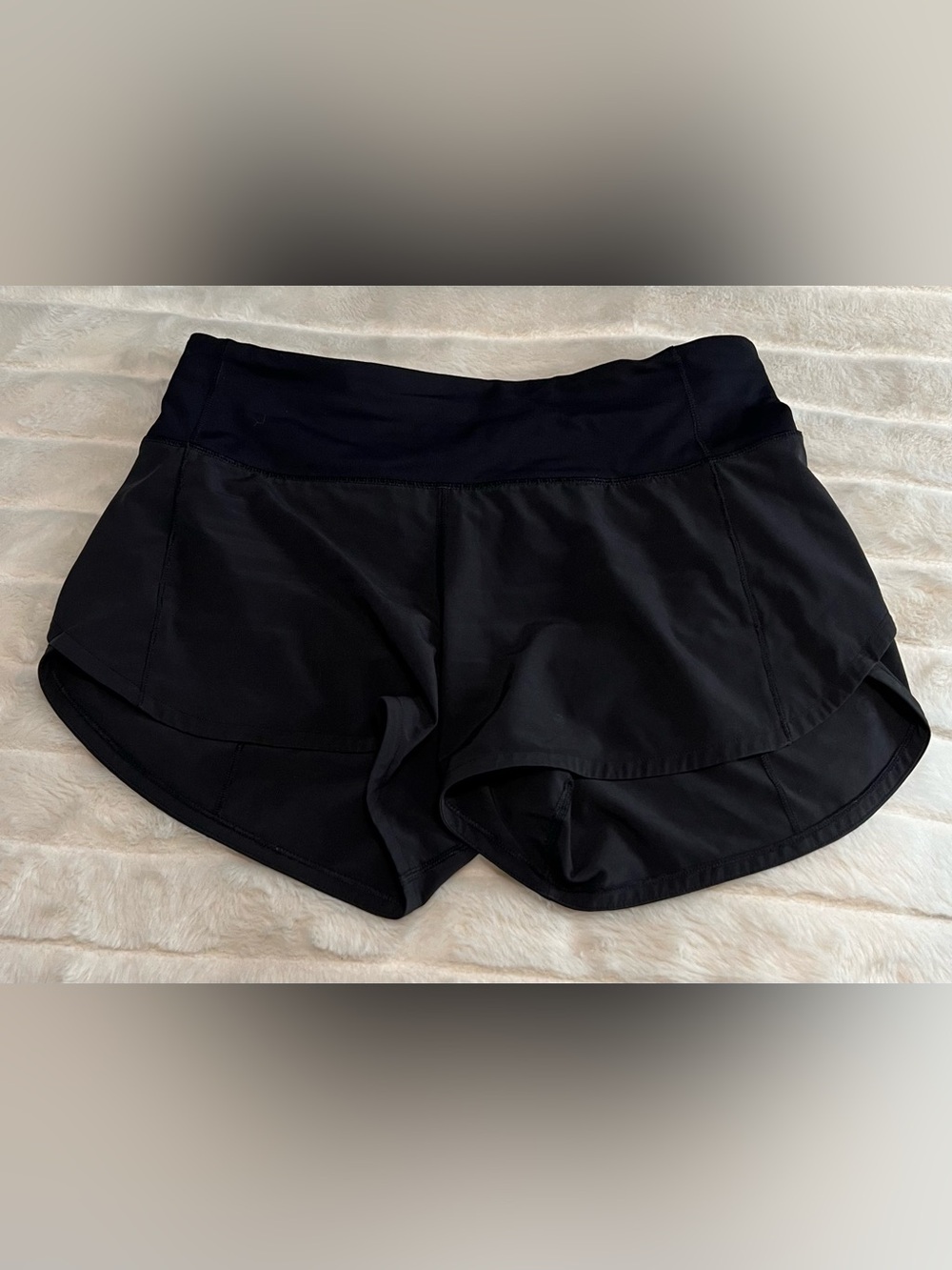 Lululemon Sz 4 Black Speed Up MR Short 4-in Lined Running Athleisure Gym Workout